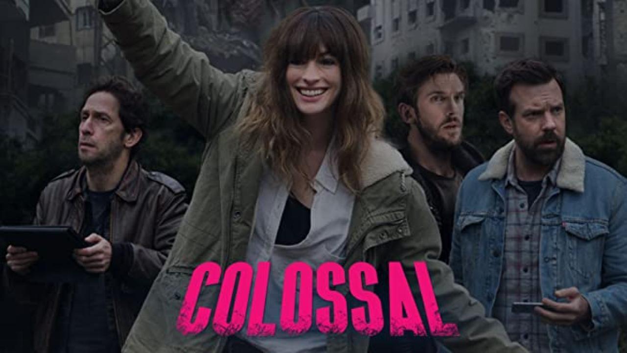 فيلم Colossal 2016 مترجم كامل HD